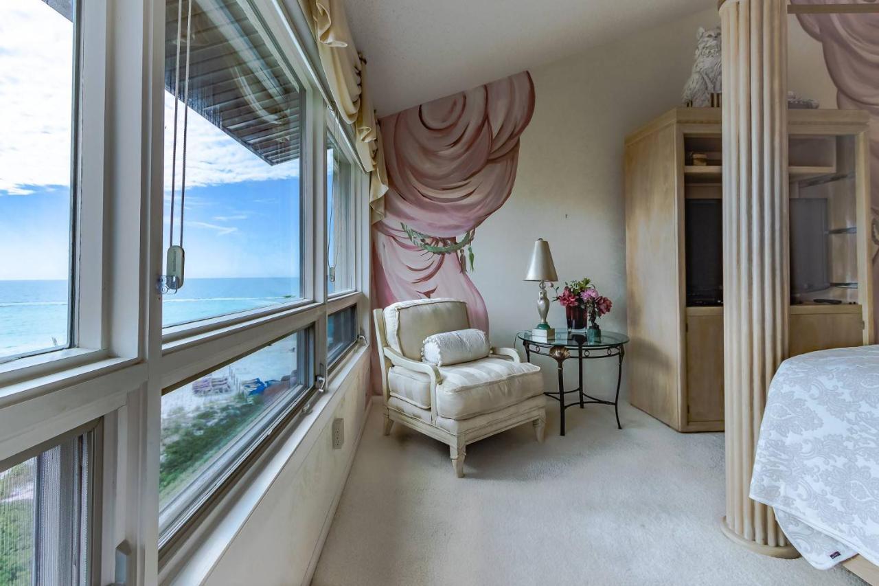 Siesta Breakers Penthouse On The Beach 사라소타 외부 사진